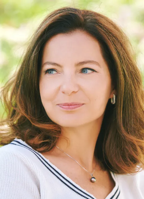 Linda M. — Pasadena homeowner who hired contractors represented by our network for a kitchen remodel in Los Angeles